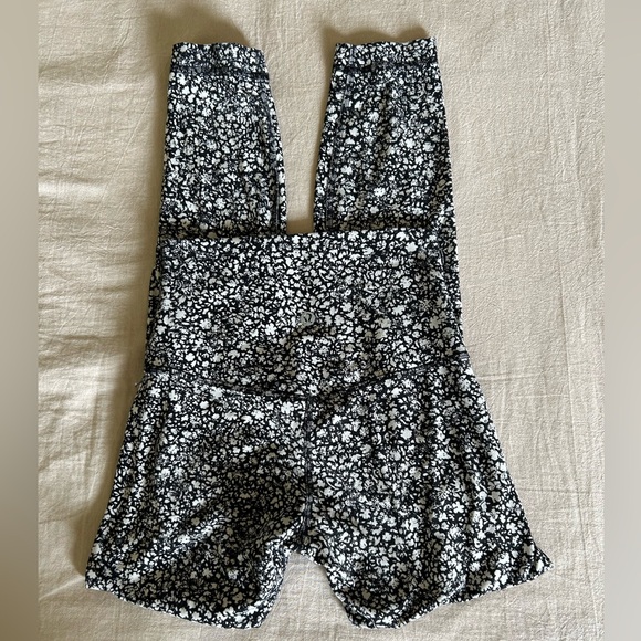 Lululemon Leggings - Picture 3 of 5